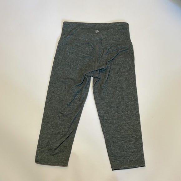 Athleta Green Cropped Leggings 15” size XXS - Picture 2 of 5